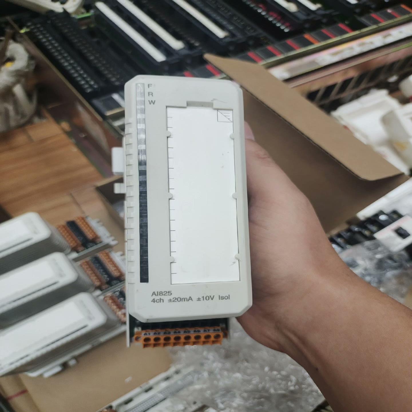 (询价)AI825  TU813  ABB模块成色不错，