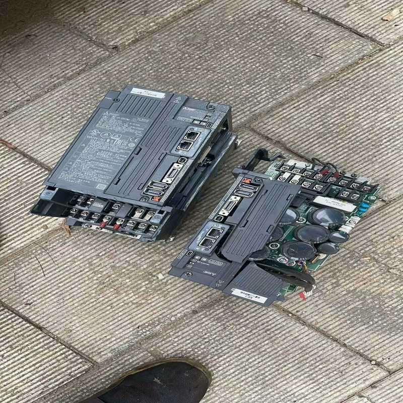 MR-J4-500TM4-J021三菱驱动器J4系列5kw,(gg设备)