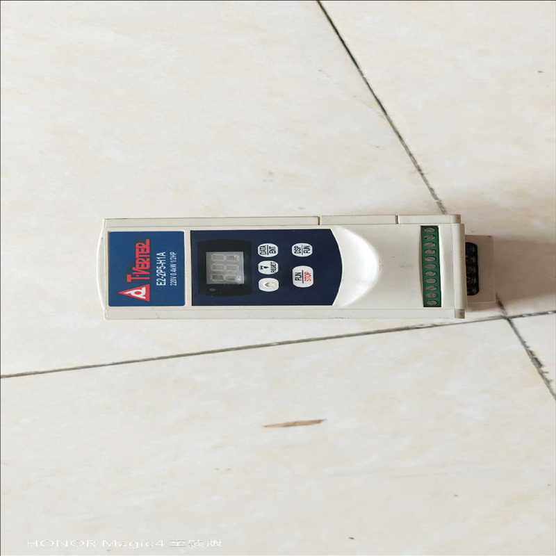 询价~台安变频器，E2-2P5-H1A，功能无破损，的联系