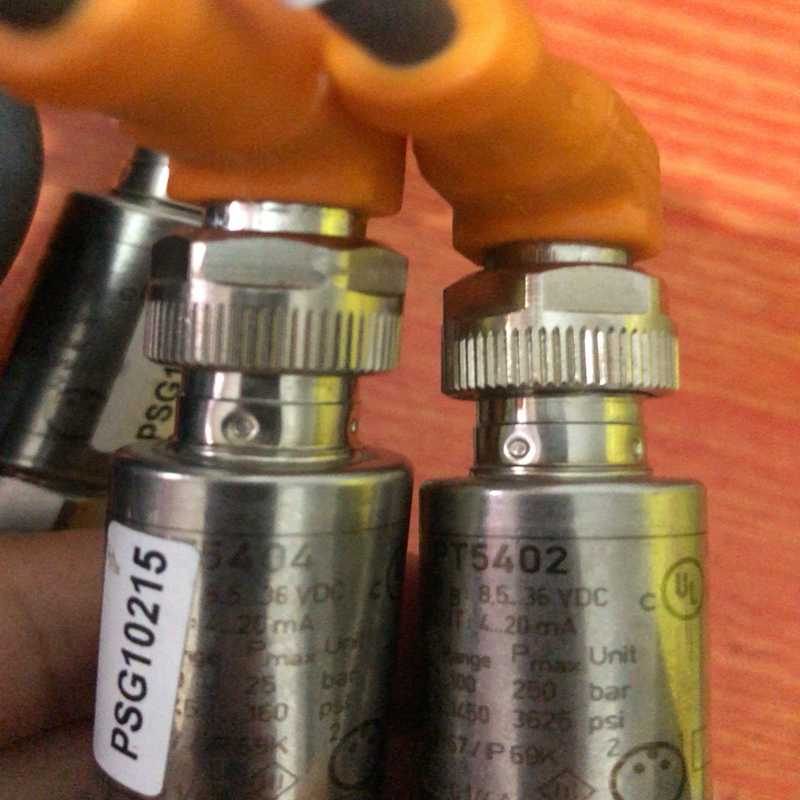 询价~IFM易福门压力传感器PT5402  各两个