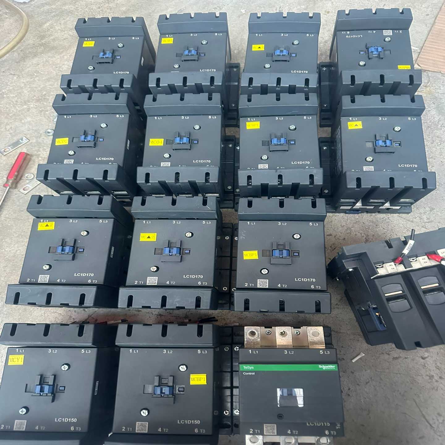 施耐德LC1D150 170接触器--议价商品