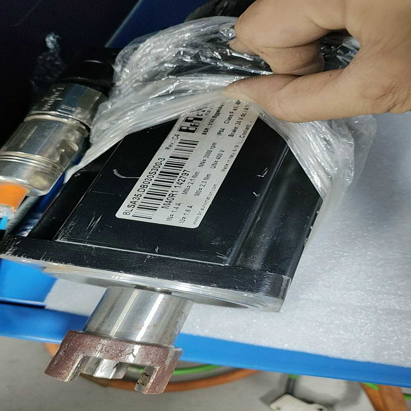 8LSA35.DB030S300-3伺服电机功~询价