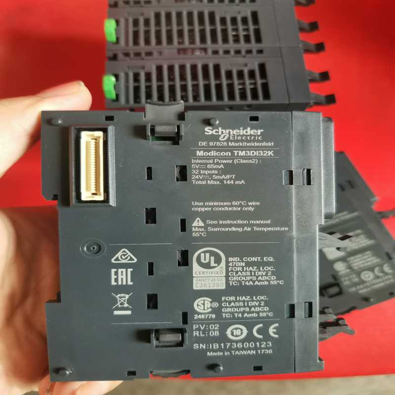 议价TM3DI32K施耐德原装拆机PLC模块