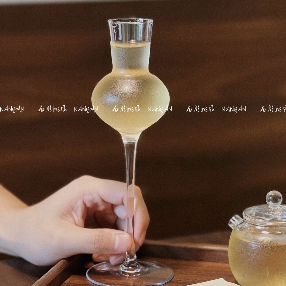 新中式冷萃茶杯玻璃杯茶馆品鉴酒杯高脚闻香杯鸡尾酒杯冷泡茶