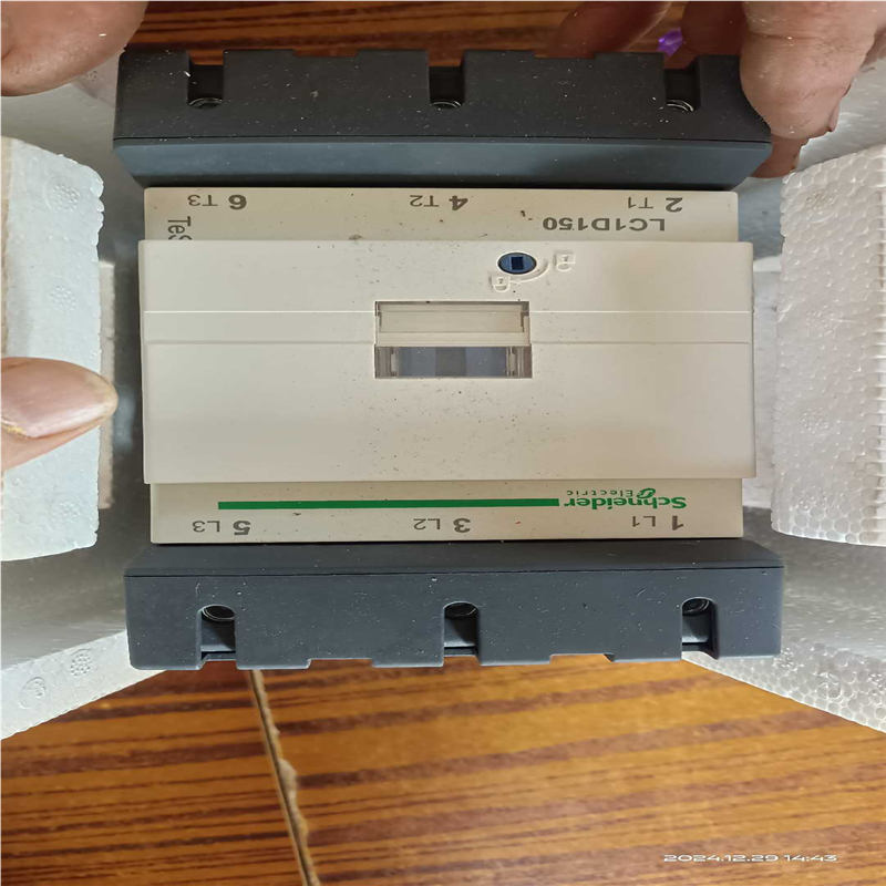 议~交流接触器LC1D150交流接触器AC220V/150