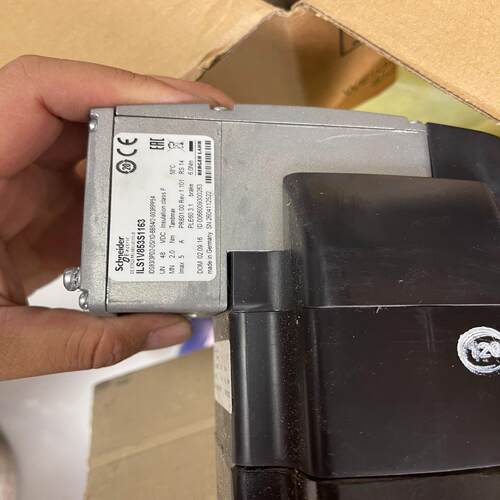 询价~伺服电机ILS1V853S1163 一台