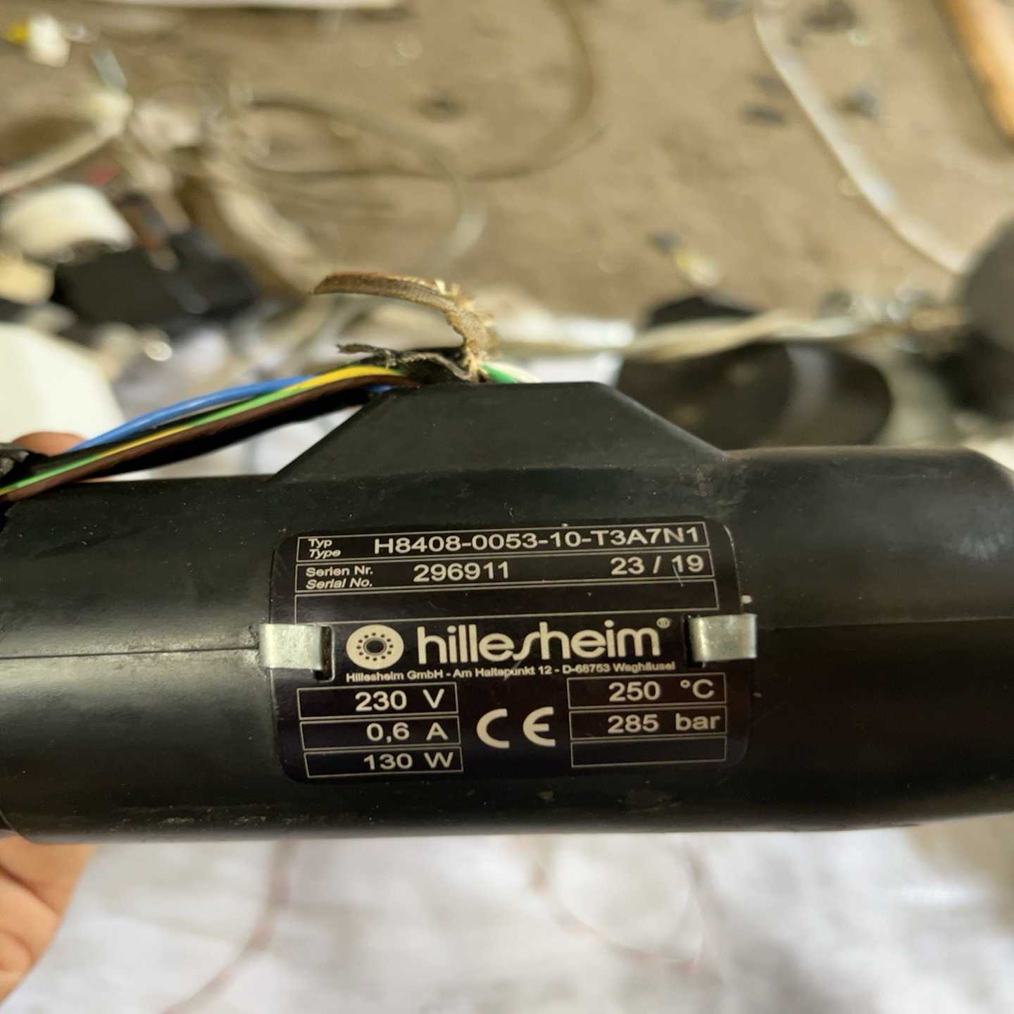 询价德国Hillesheim加热管H8408-0053-10-