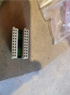 (询价)ERNI RC2 95425 皮尔兹 PILZ底部连接器 终