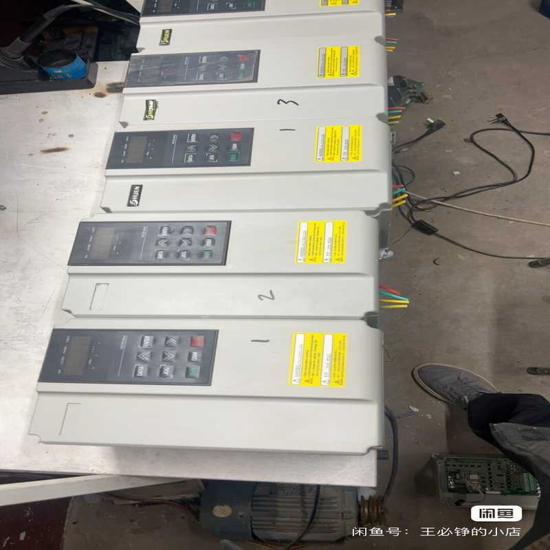 SN200G-3R7GB-T4，3.7KW变频器五台（咳咳电子）