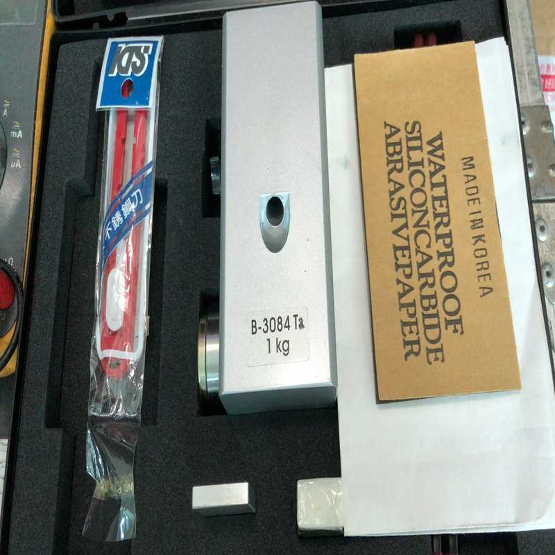 台湾产铅笔式硬度计B-3084T2 ，有的附件全部在盒子里，（gg设