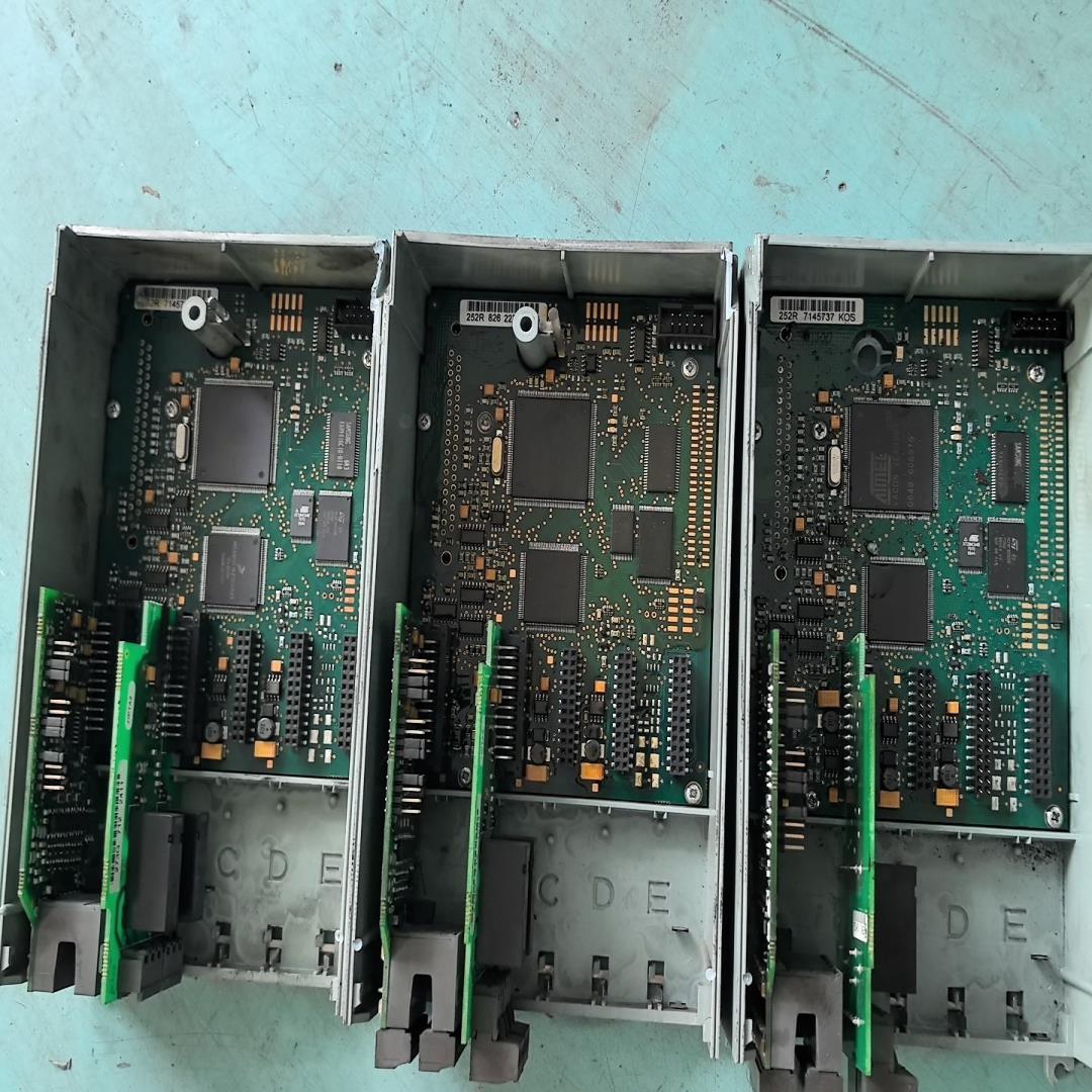 伟肯变频器主板 CPU板 252R PC00252H~询价