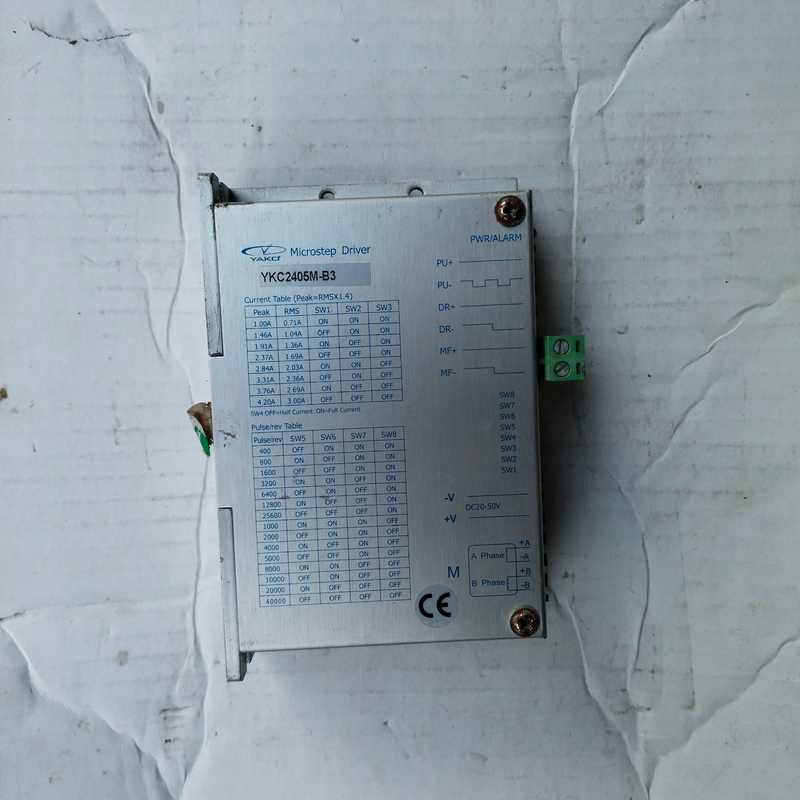 深圳YAKO研控驱动器，型号YKC2405M－B3，成色~询价