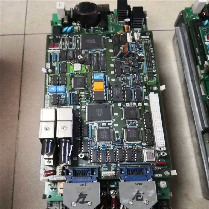 三菱伺服器MR-J12-33A-E01RG21RG221【南风商行】