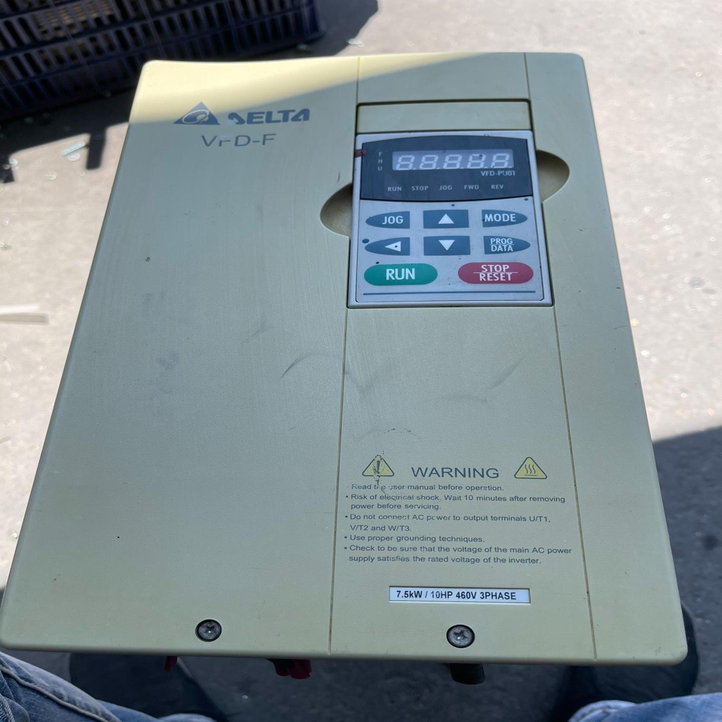 台达变频器VFD075F43B/7.5KW/380V(通通配件)