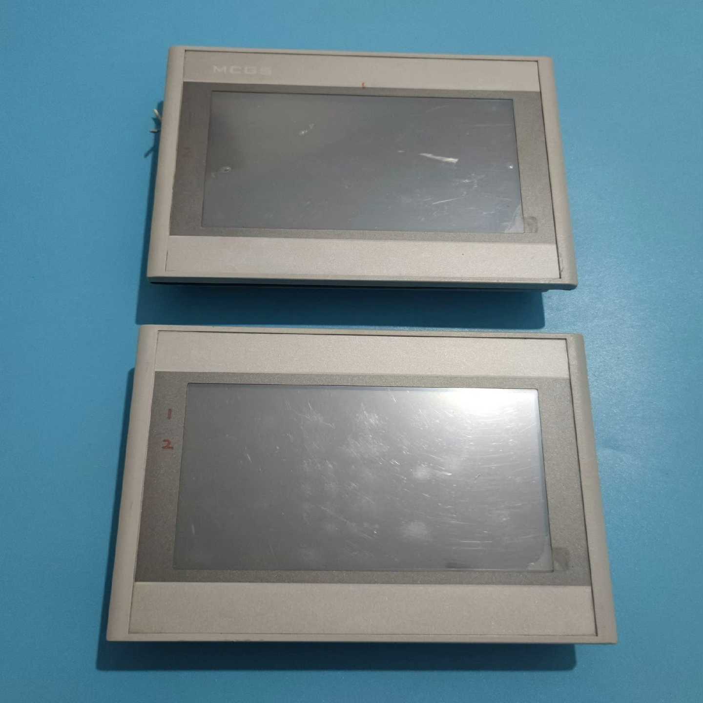 昆仑通态 TPC7072Gi 正面7新 背面9新 通电正常【侨报商行】