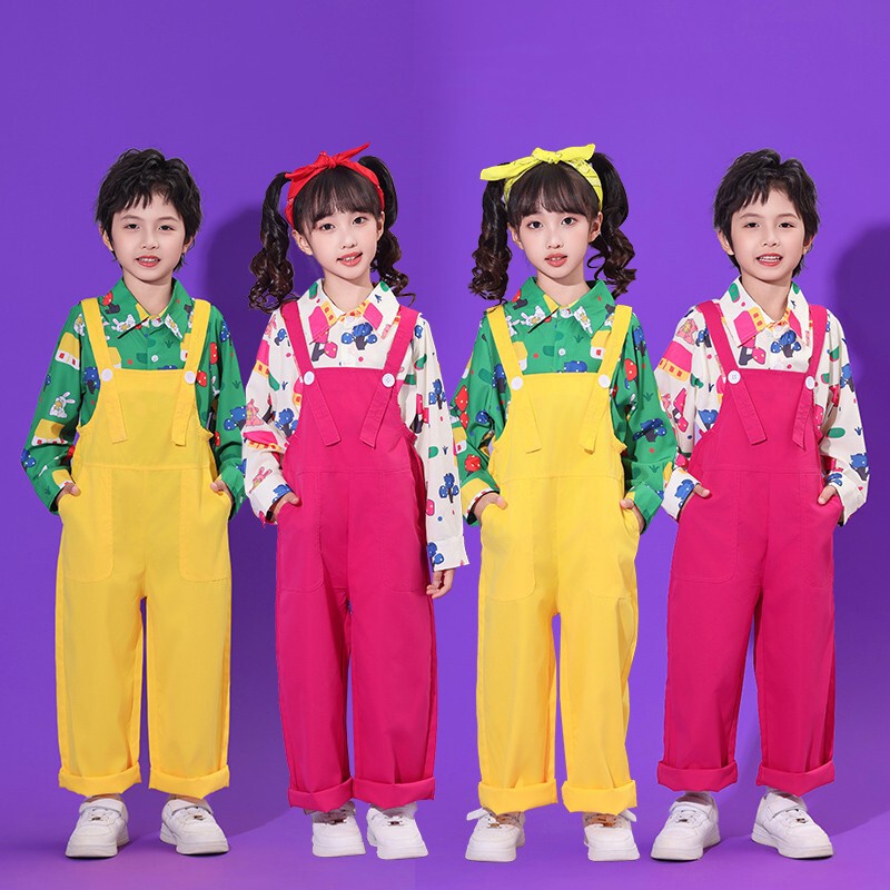 六一幼儿园背带裤表演服装小学生运动会大合唱可爱啦啦队对演出服