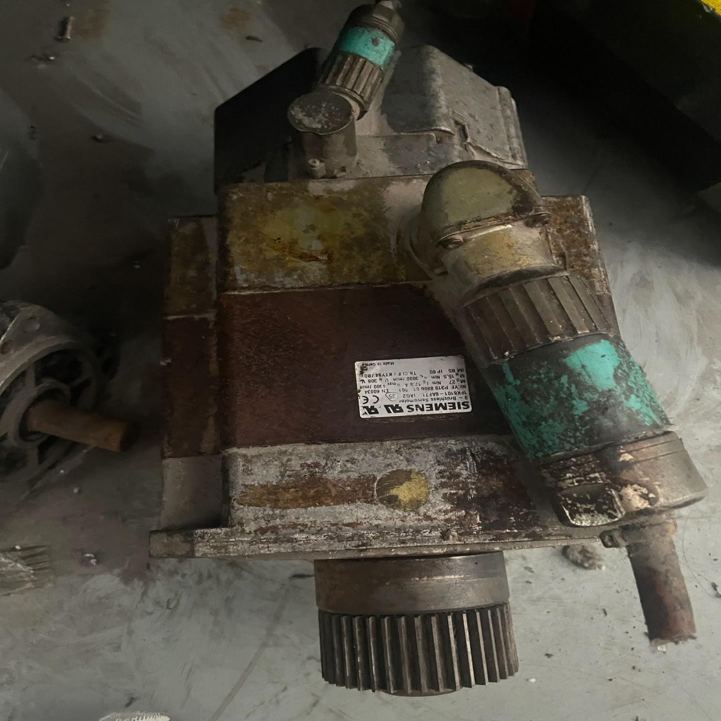 1FK6101-8AF71-1AG2 一个 电机~询价