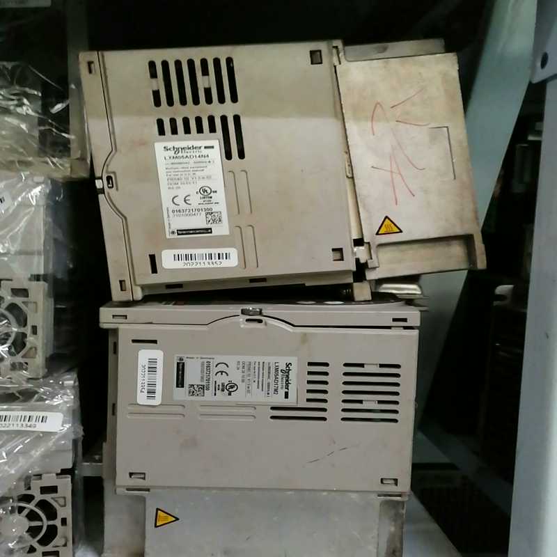 SCHNEIDER LXM05AD14N4/LXM05AD1（佳毅工控）