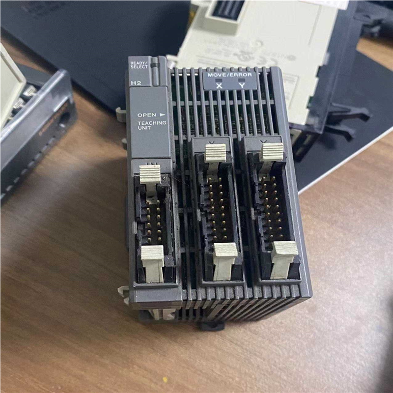 (议价)基恩士PLC模块  KZ-H2 一个 9成新