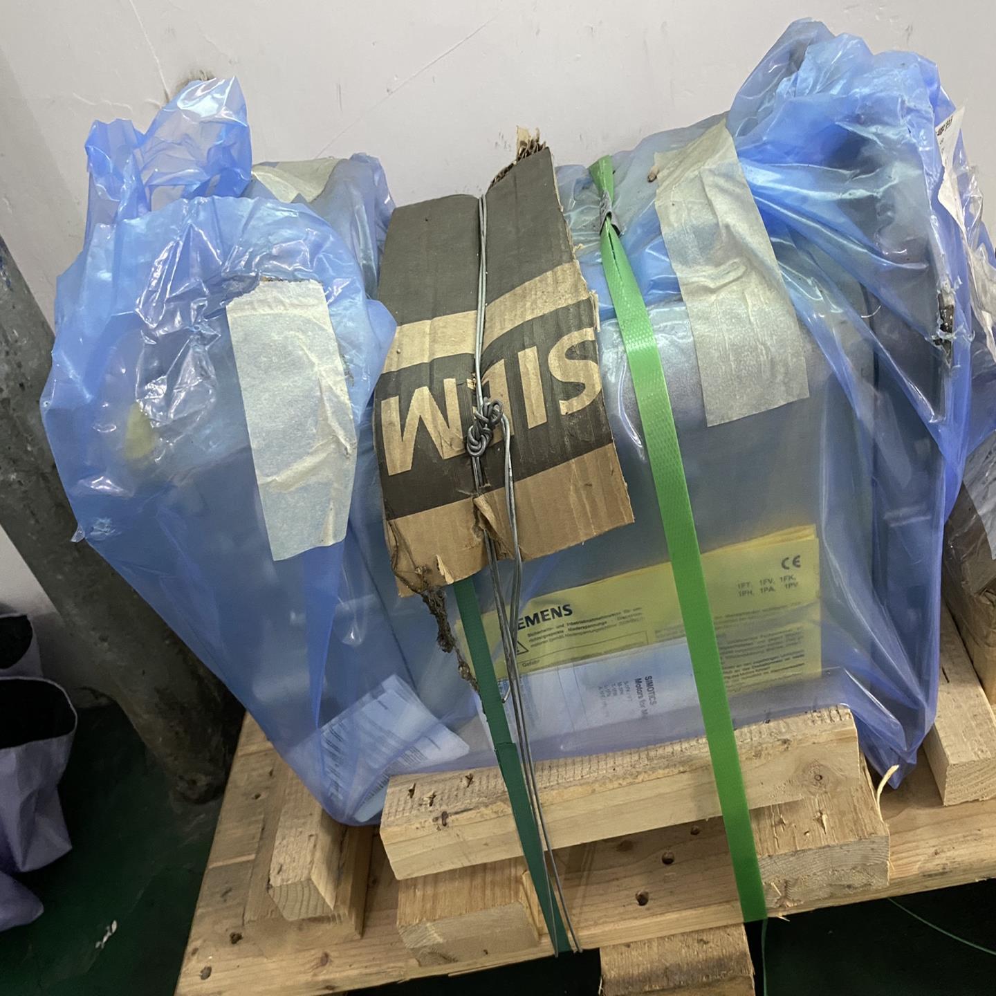 询价~电机1PV5135-2HL21-1AA1-Z