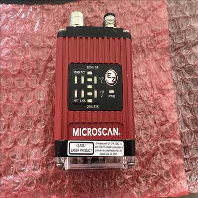 (议价)MICROSCAN麦思肯QX HAWK 可变焦条码器FIS-