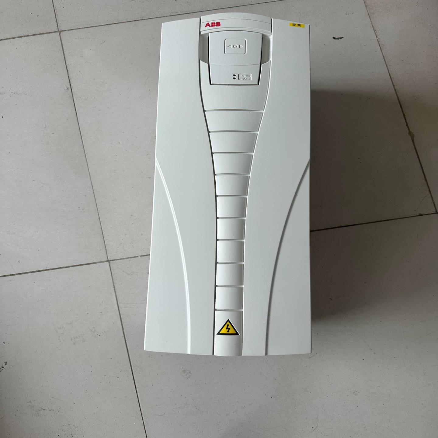 议~外壳一个 九成新