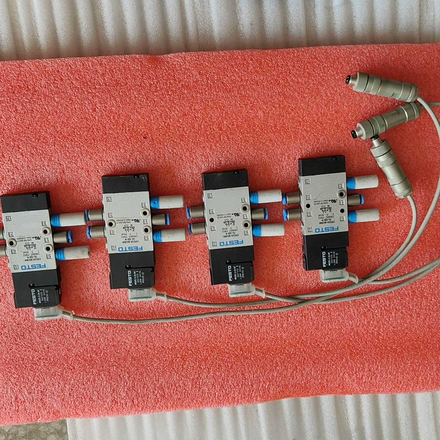 费斯托FESTO电磁阀CPE10-M1BH-5L-QS-4~询价