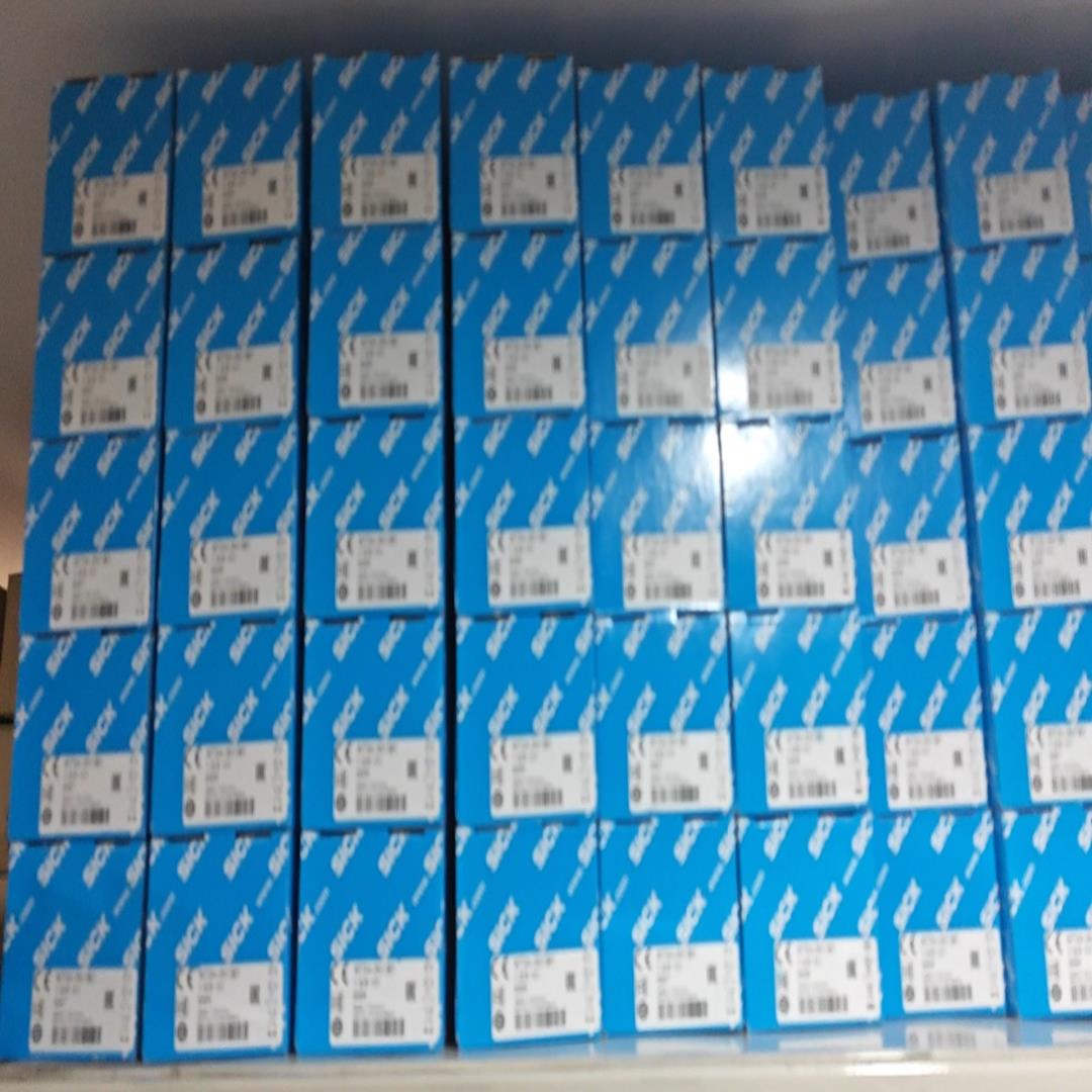 WTB4-3N1361实价库存几百个，光电开关德（电子设备）