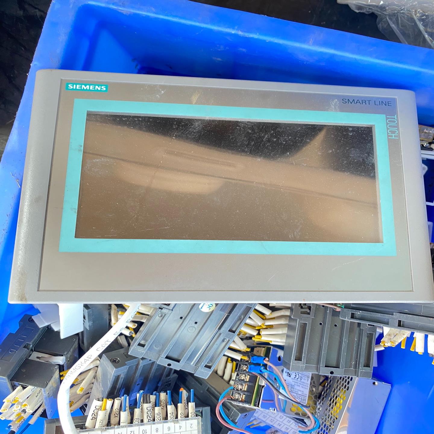 Smart700IE触摸屏6AV6648-0BC询价