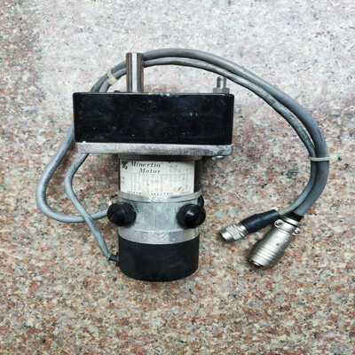 安川减速电机UGRMEM-02SSW21 25V 3.9~询价