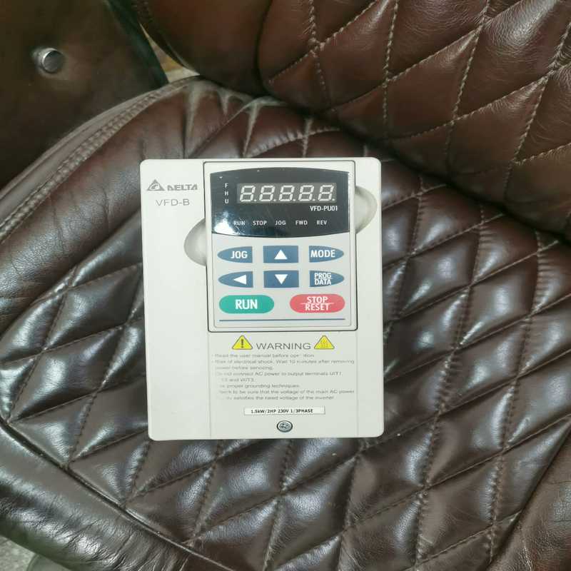 【星慕电子】台达变频器vfd015b21a ， 220v1.5kw，可开