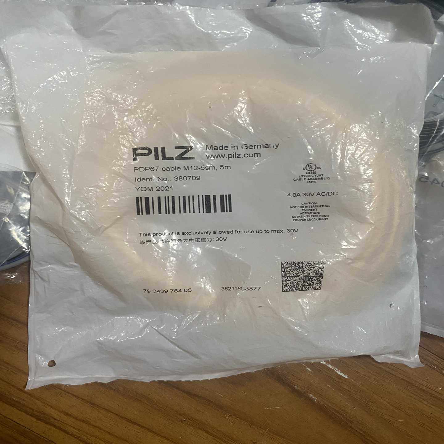 全新PILZ皮尔兹PDP67电缆 M12-5sm 5米长 德{议价}