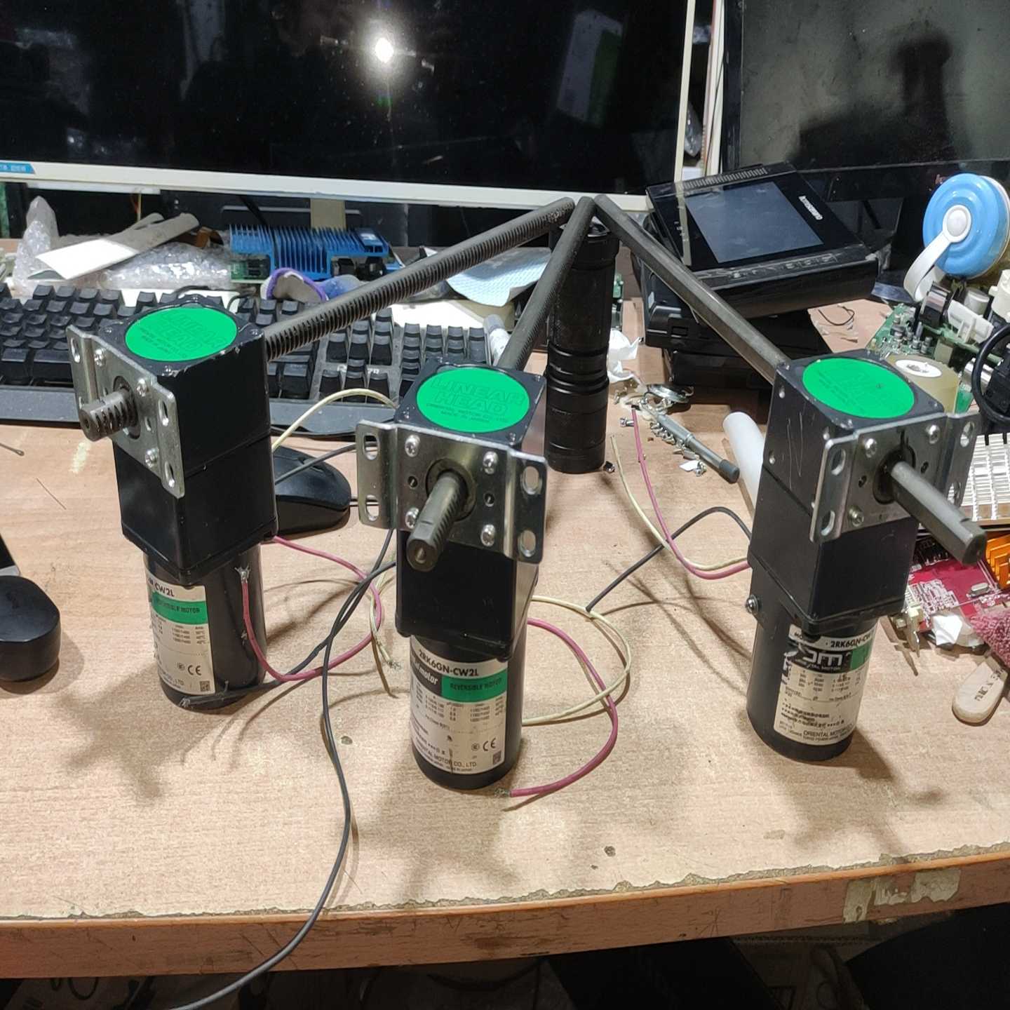 东方马达2RK6GN-CW2L 减速器2LF25N-3 2L[浩蓉商户]