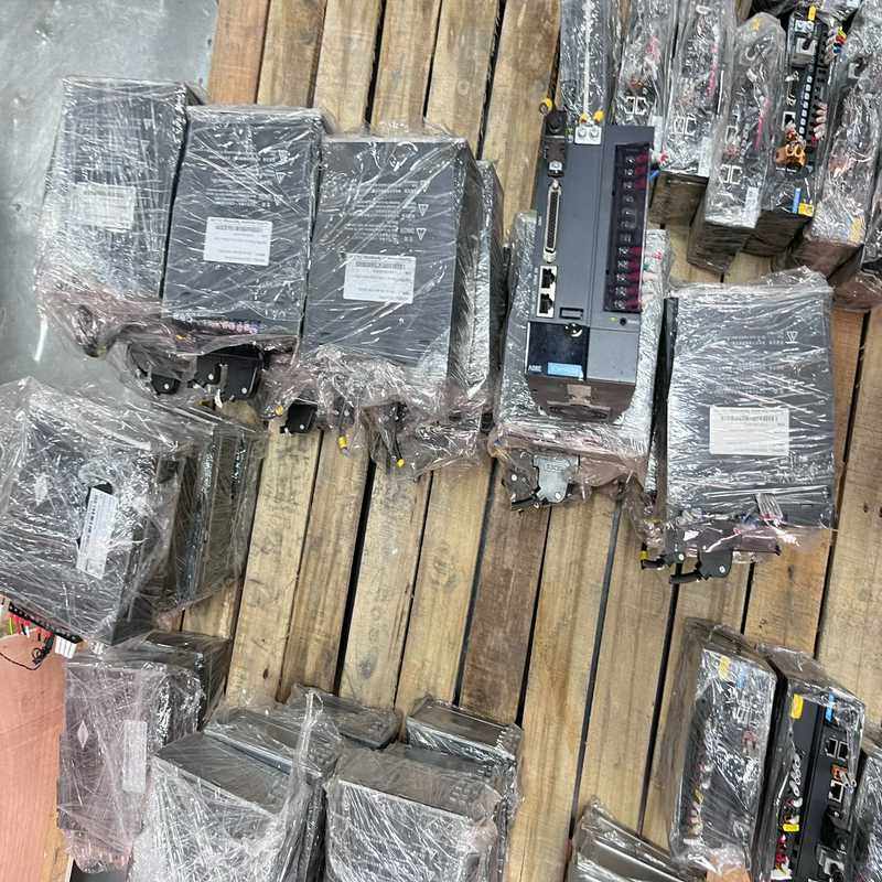 汇川伺服IS620NT5R4I，MS1H2-15C30CD-{议价}