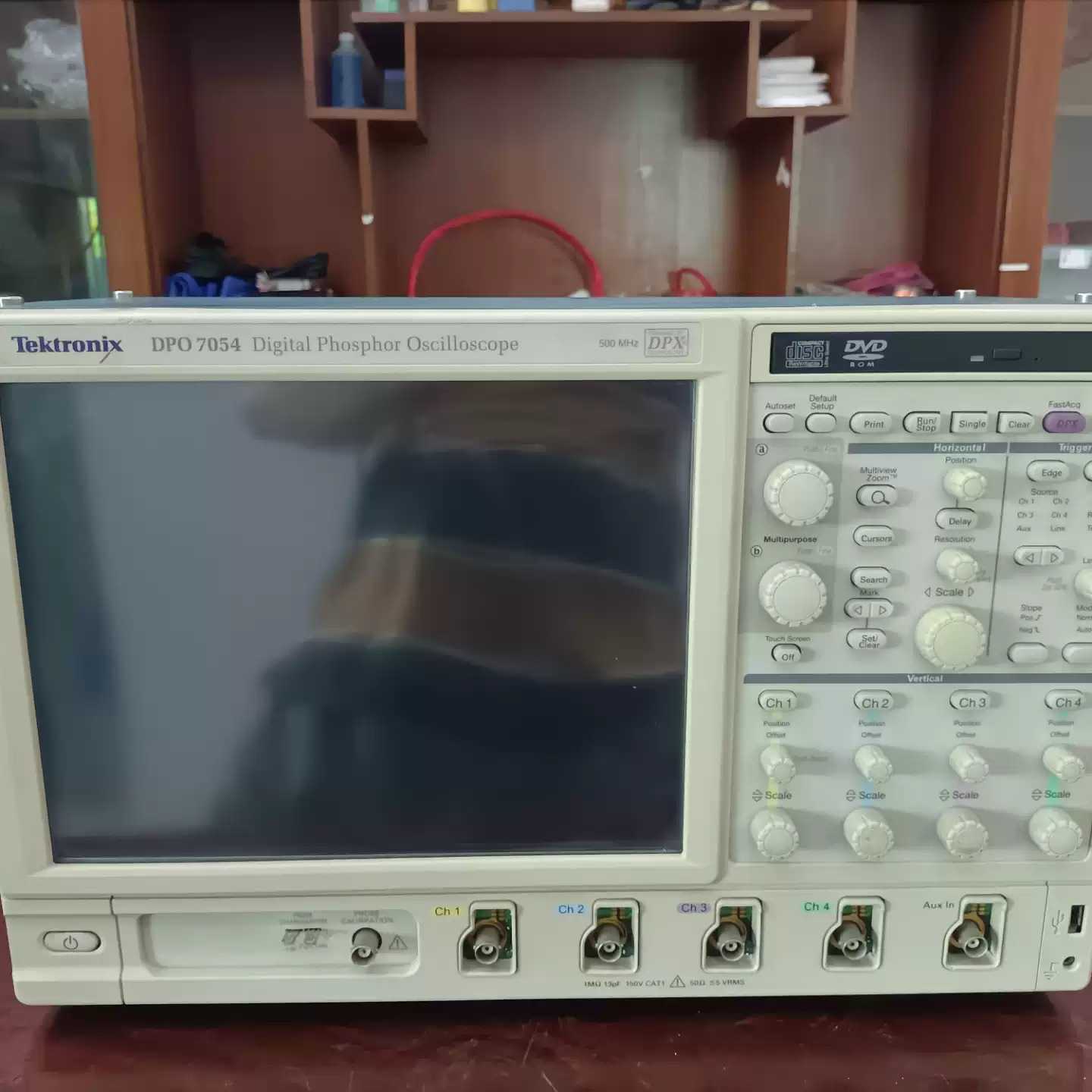 闲置回收泰克DPO7354C DPO7104C DPO7054C T数字示波器