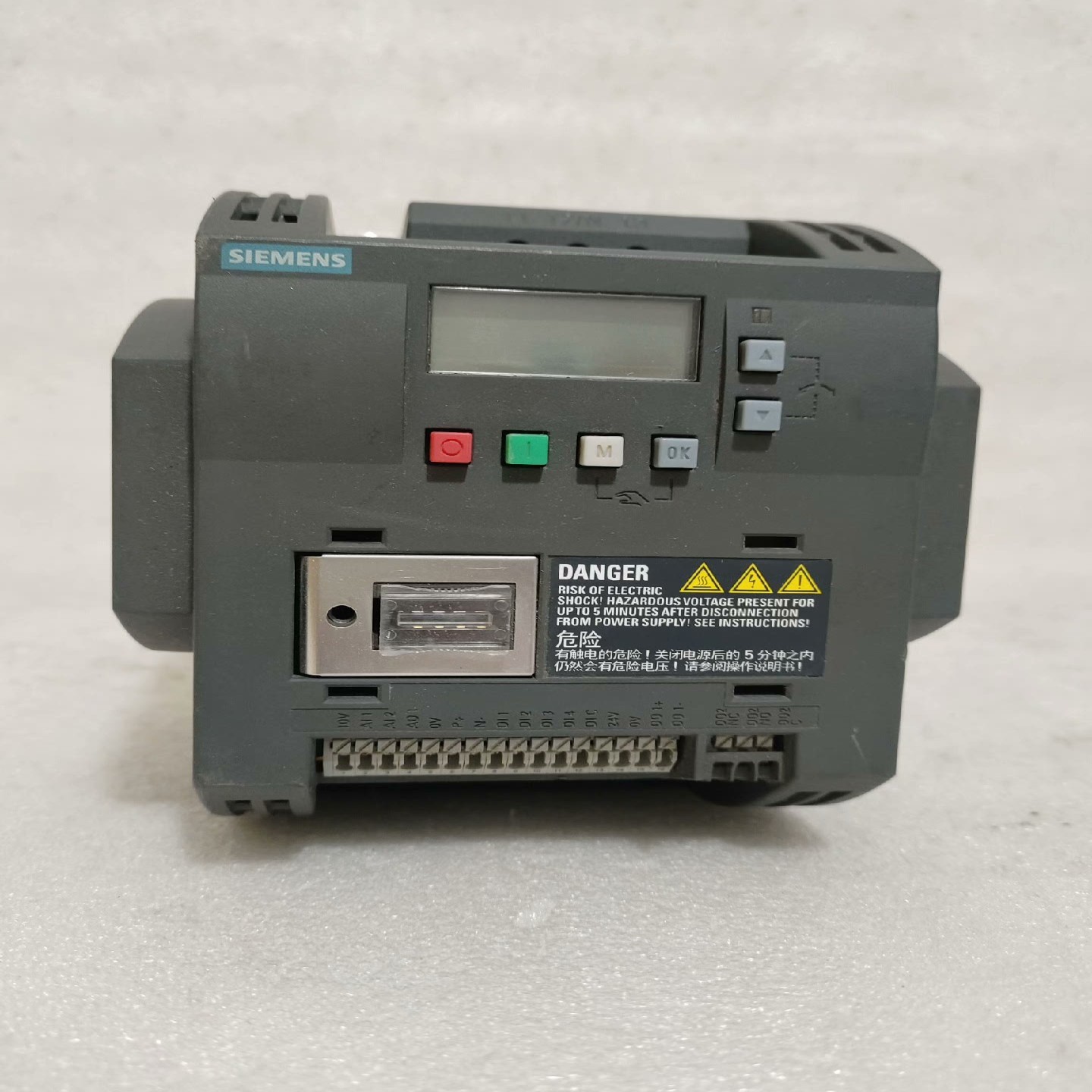 询价3KW/380VV20变频器型号6SL3210-5BE~可接维修