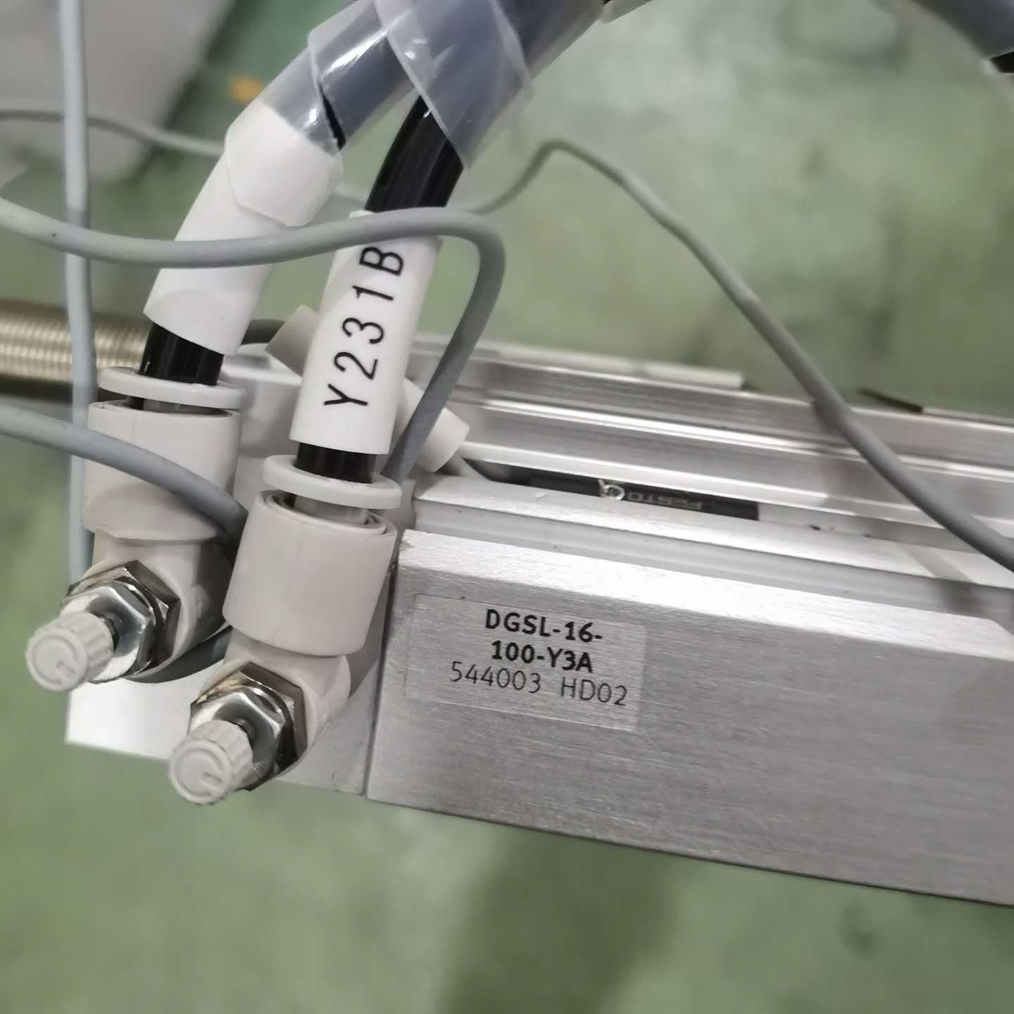 费斯托滑台，DGSL-16-100-Y3A  54400【落红设备】