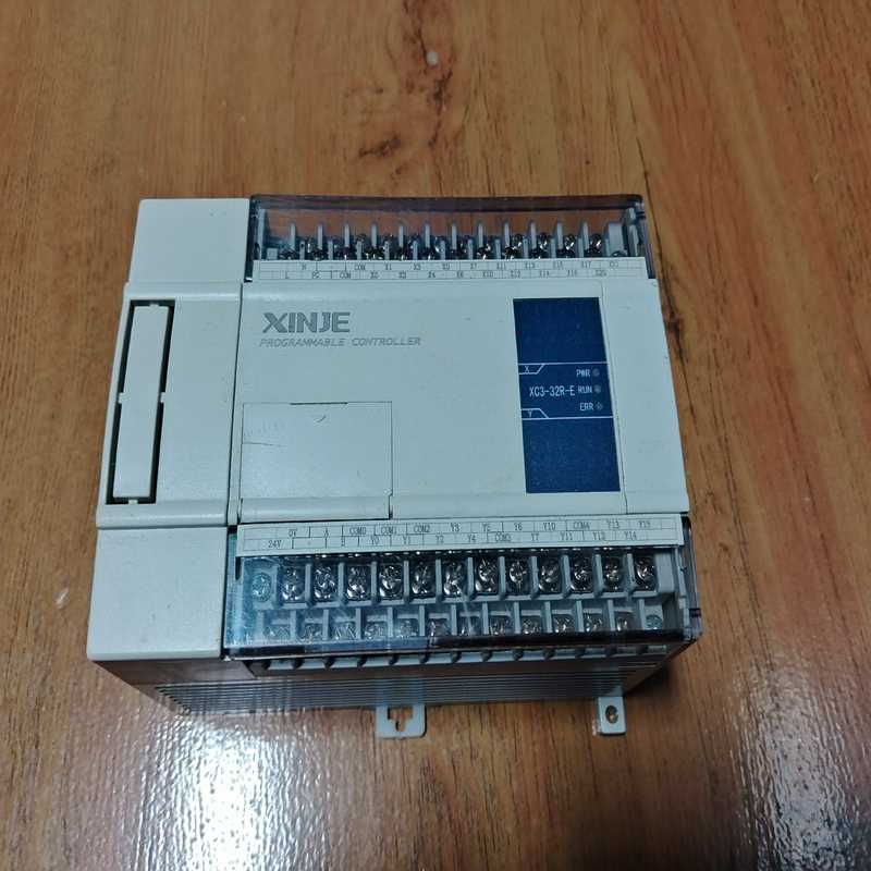 信捷PLCXC3-32R-E，功能正常，成色为实图【卡奥电子】