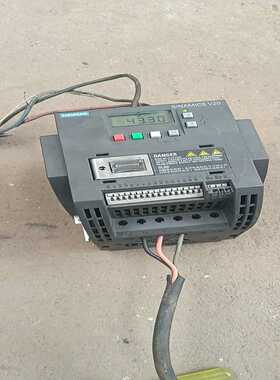 V20变频器一台，4千瓦，功能正常，有用的上联系，价格实惠【卡奥