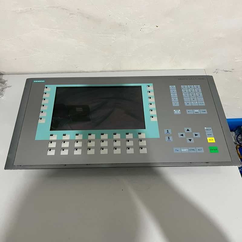 6AV6 643-0DC01-1AX1成色如图（基数电子）