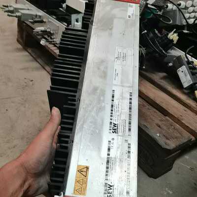 SEW 变频器 P21A-A040M1-W42A-C5,（耶耶电子）