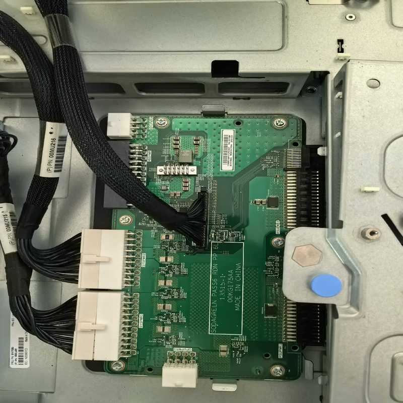 【星慕电子】IBM X3500M5电源背板 81Y7094 实物拍 默认