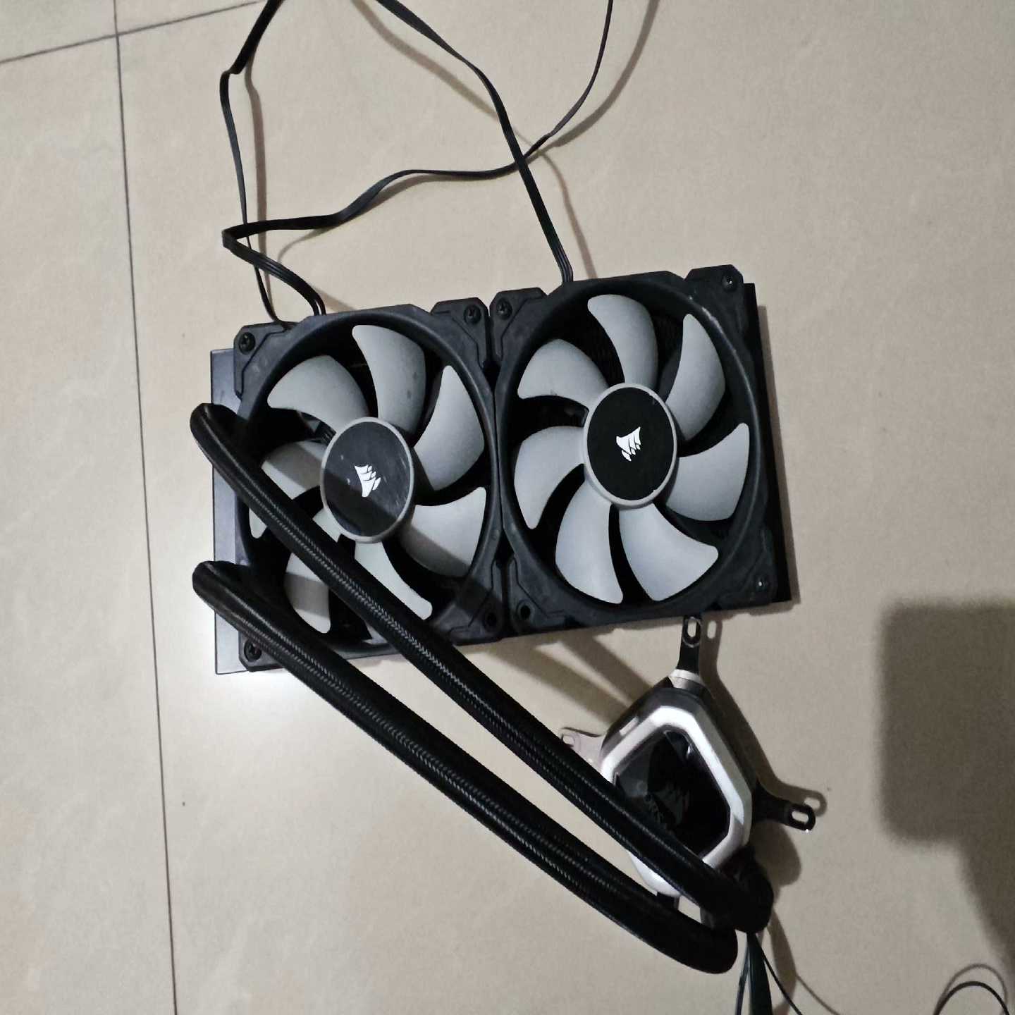 议价拆机原装海盗船水冷散热器，其它元器件