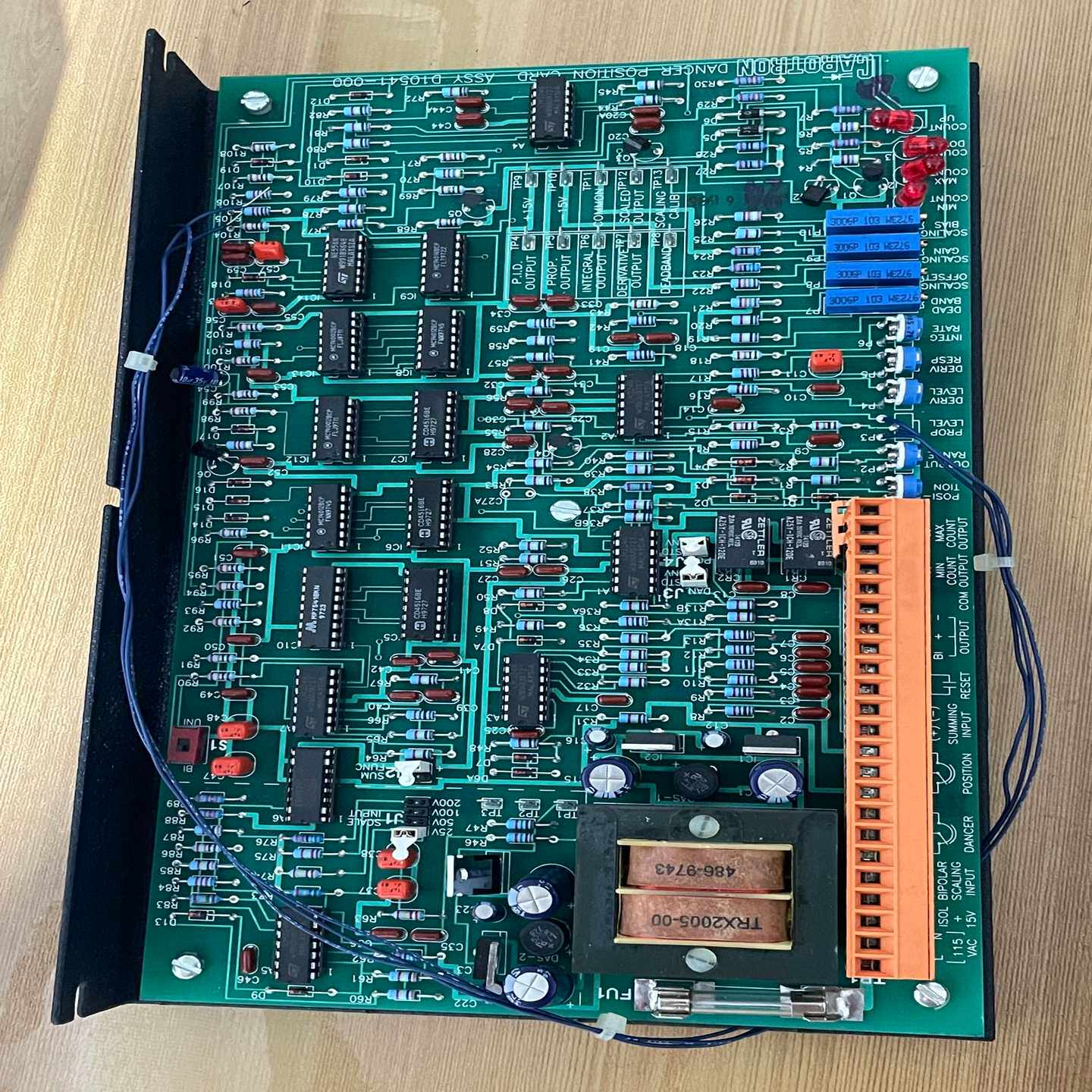 美国CAROTRON控制器 D10541-000 库存新的，[浩蓉商户]