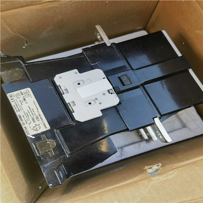 3TF54接触器一台里面破损了一点不影响使用（基数电子）