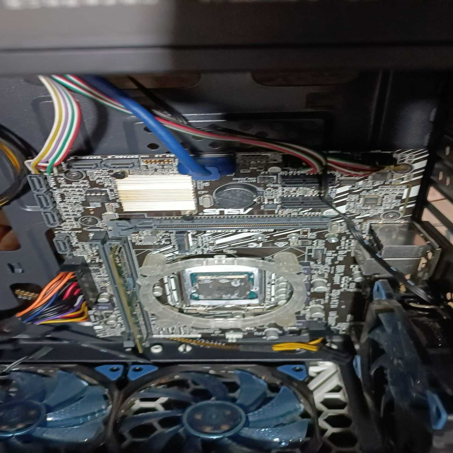 华硕B150M一ET M2/WOW主板Cpu  ⅰ7  67【鑫鑫商铺】