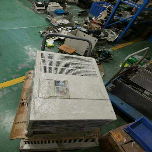 (议价)CIMR-G7A2055安川变频器G7 220V 55KW，
