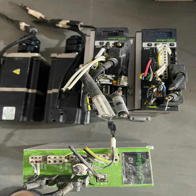 上银驱动器套装750W 两套 D2-1023-S-C0~询价