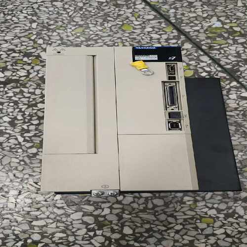 询价~安川伺服驱动器 5KW SGD7S-330A00A002