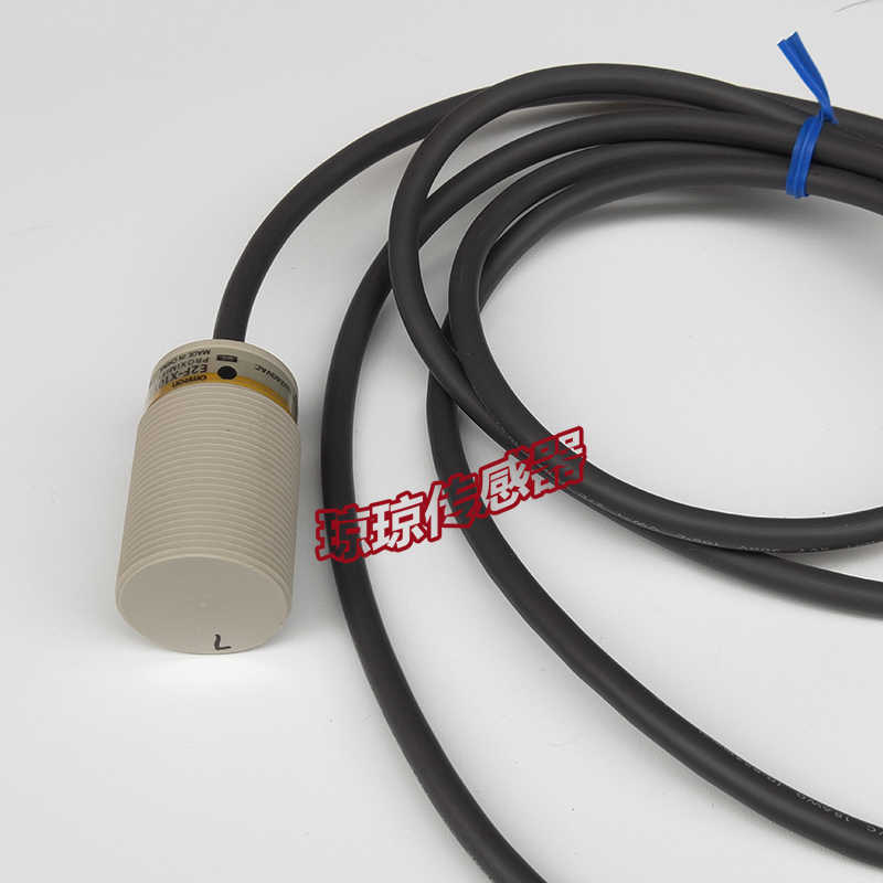 **E2F-X10Y2-US防水防油接近开关传感器*